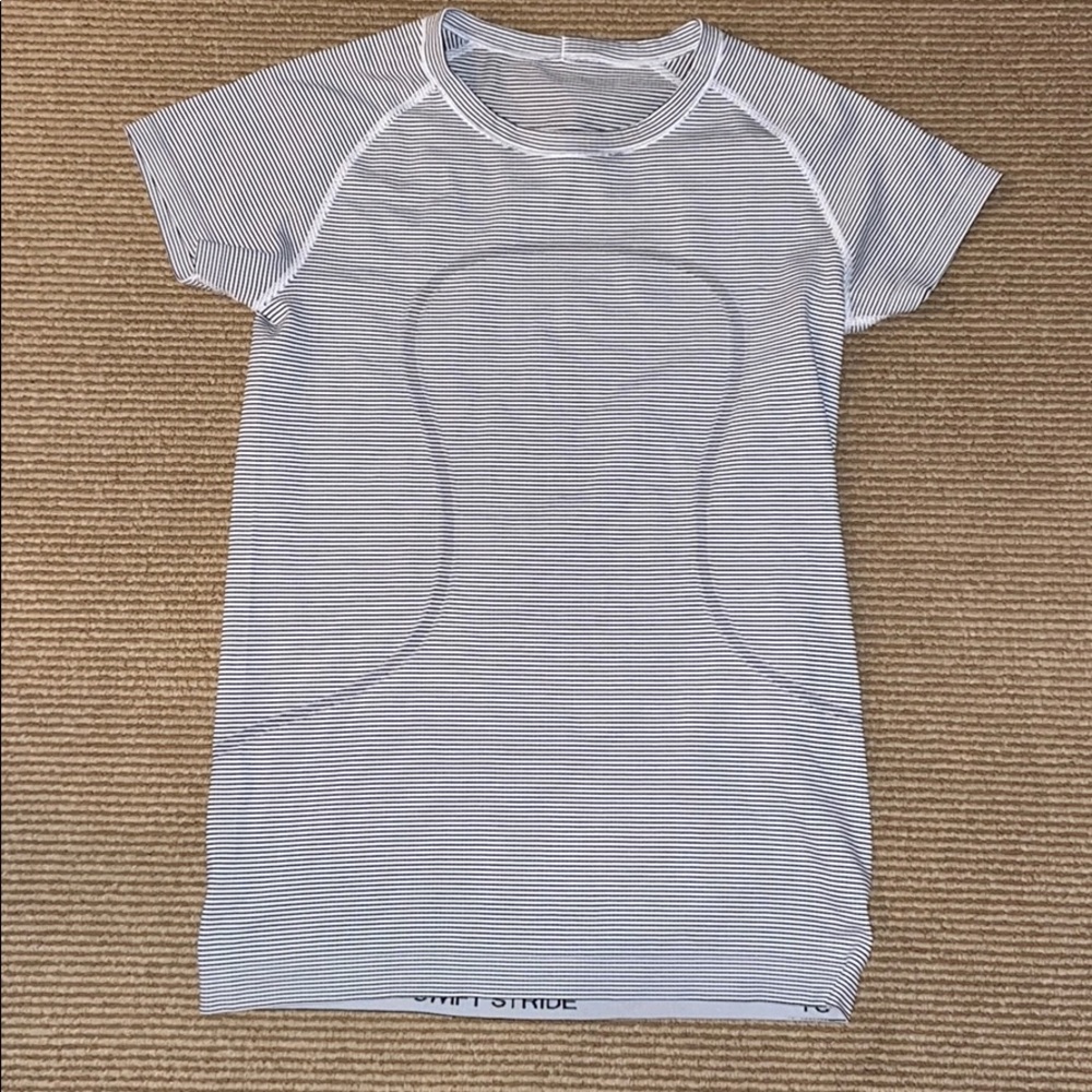 Swiftly tech short sleeve lululemon shirt